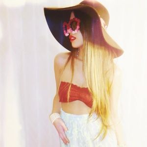 Meet your Posher, Kai